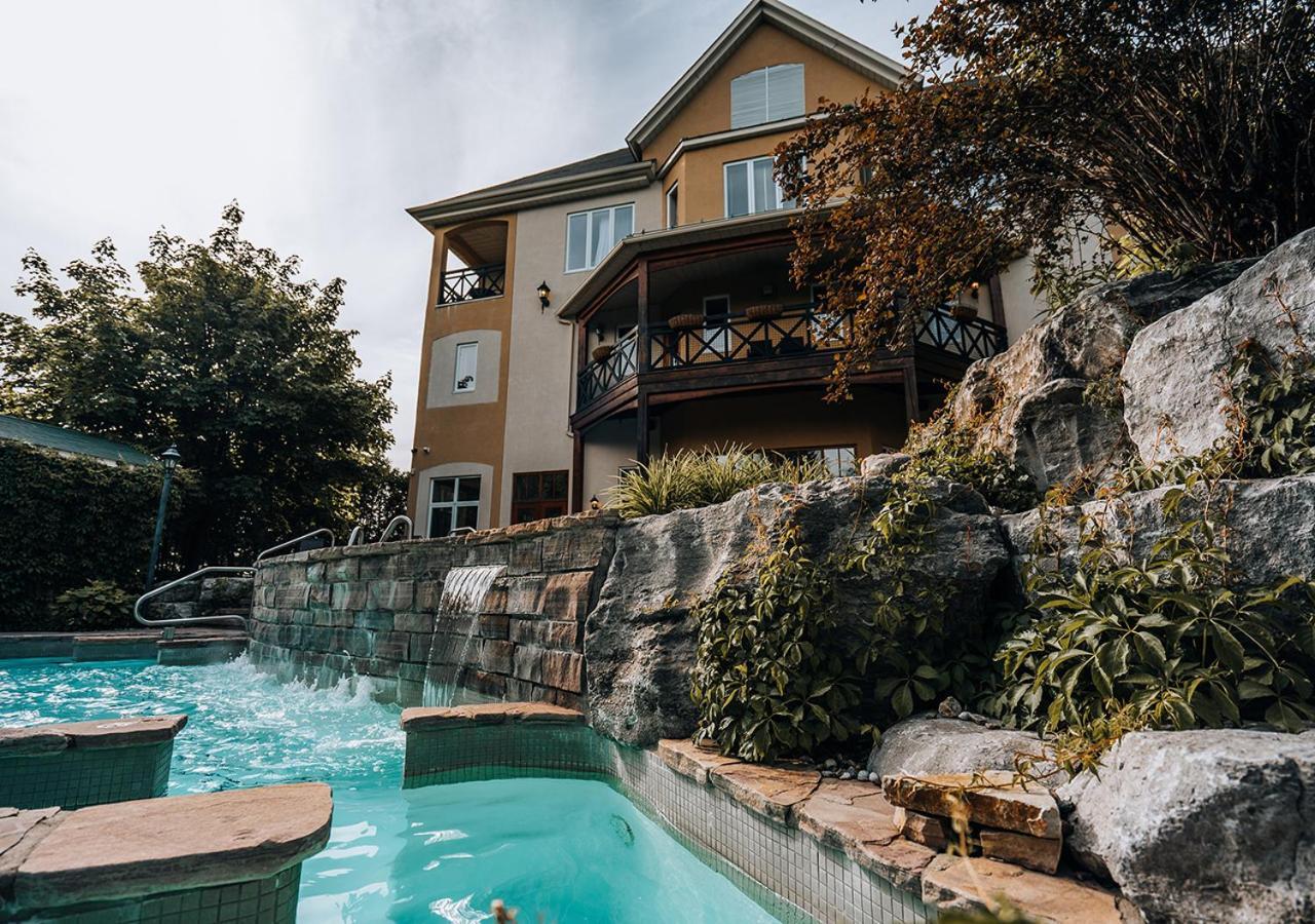 Hotel Chateau Bromont Esterno foto